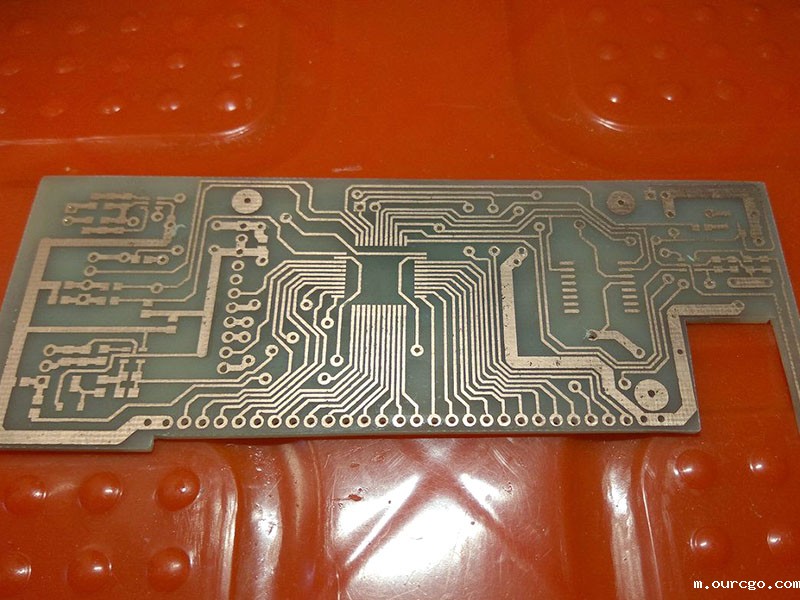 热转印pcb要不要镜像文件？